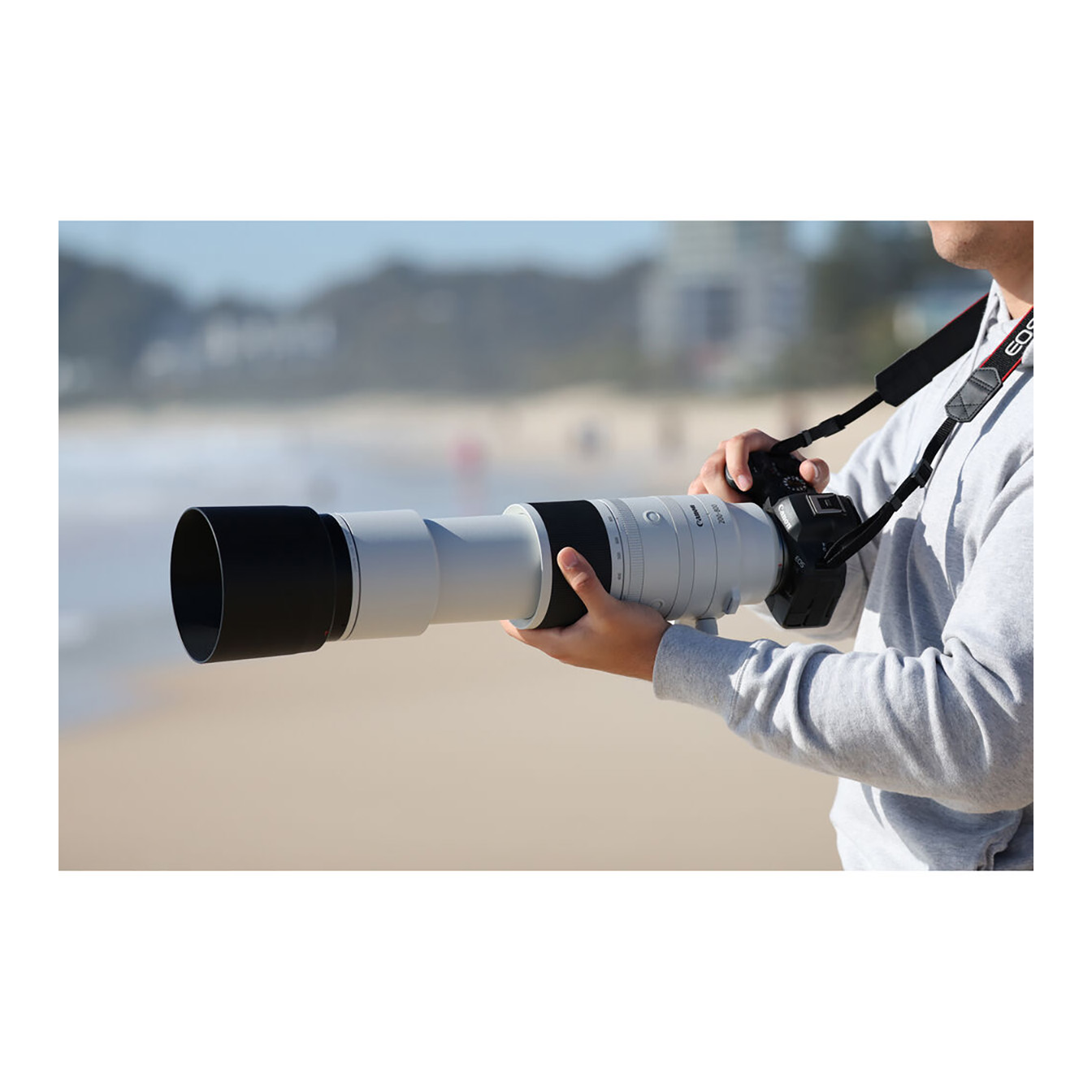 Canon RF 200-800mm f/6.3-9 IS USM Lens (Canon RF) - Image 13