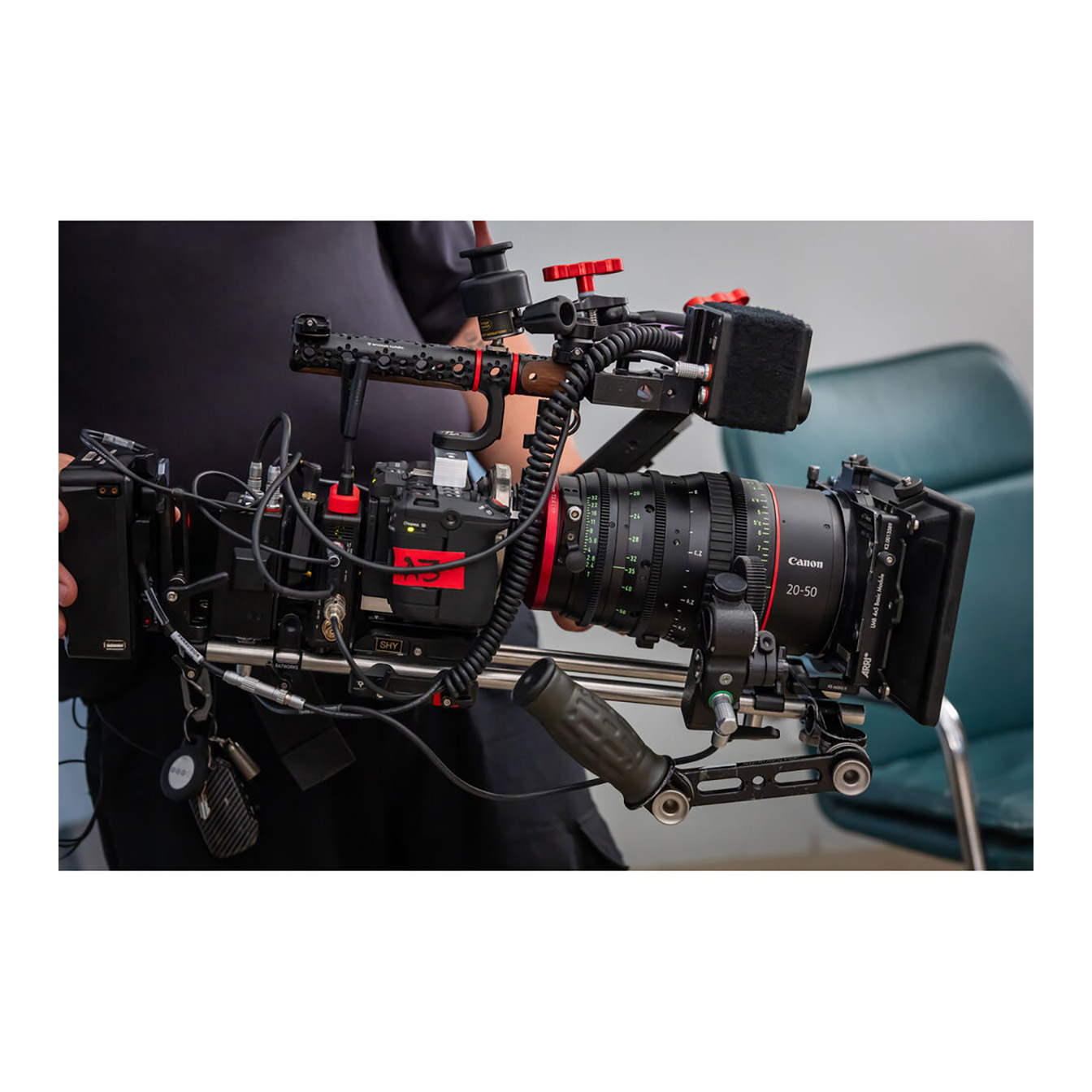 Canon EOS C50 Full-Frame Cinema Camera (Canon RF) - Image 10