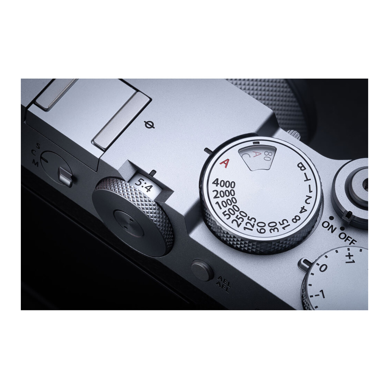 FUJIFILM GFX 100RF Digital Camera (Silver) - Image 14