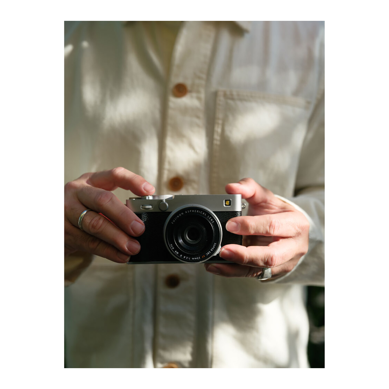 FUJIFILM X-E5 Mirrorless Camera (Silver) - Image 16
