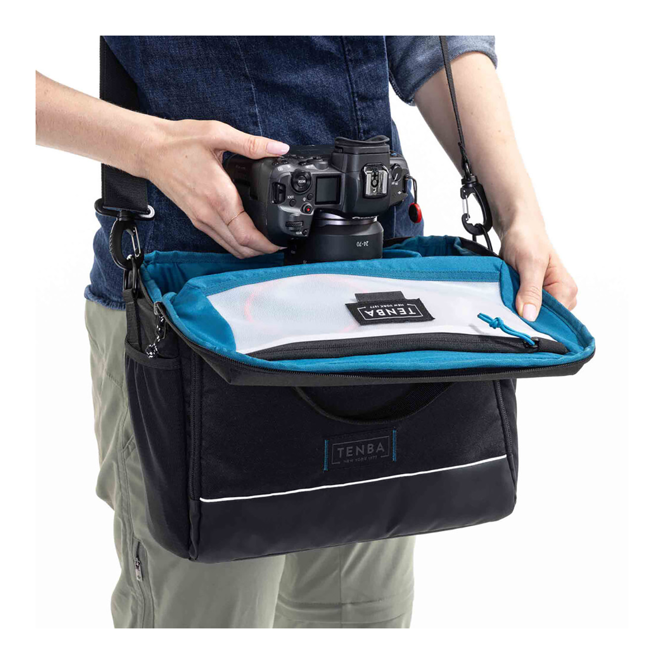 Tenba V2 13 Shoulder Bag (Black) - Image 6