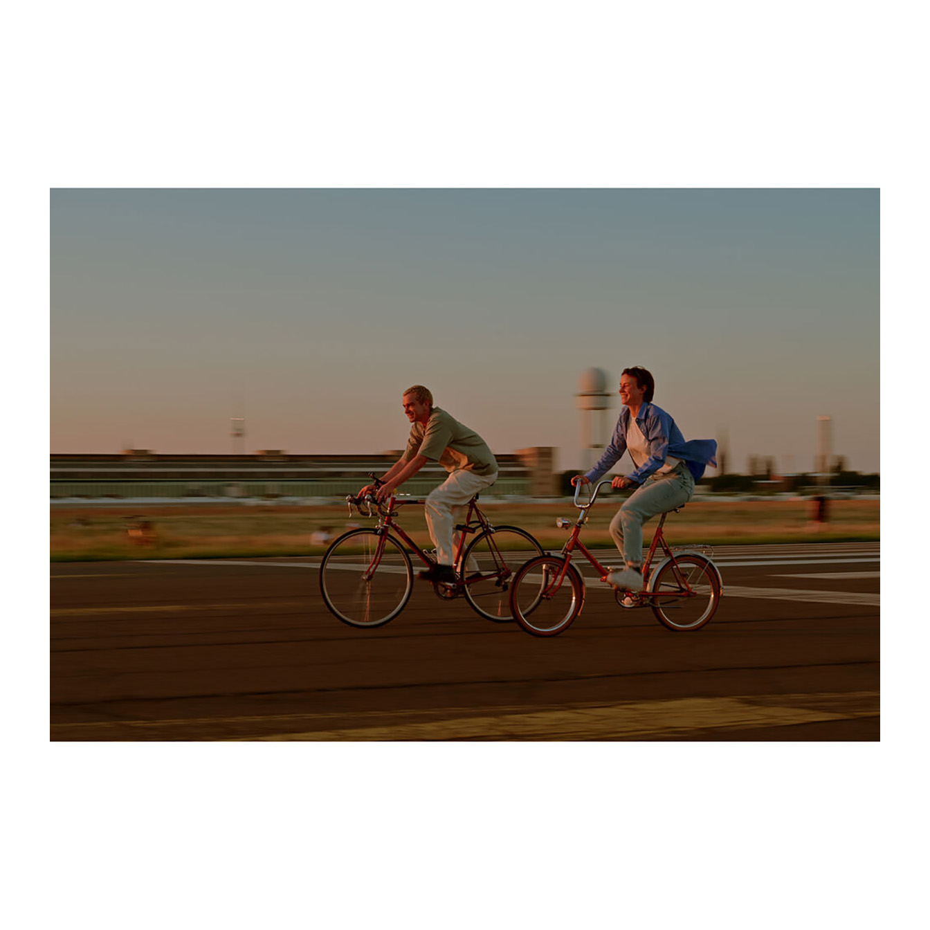 Nikon Z50 II Mirrorless Camera with 16-50mm Lens - Image 43