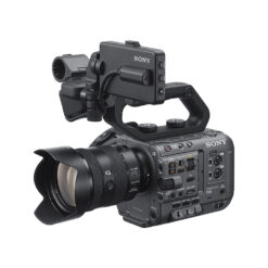 Sony FX6 Digital Cinema Camera Kit with 24-105mm Lens