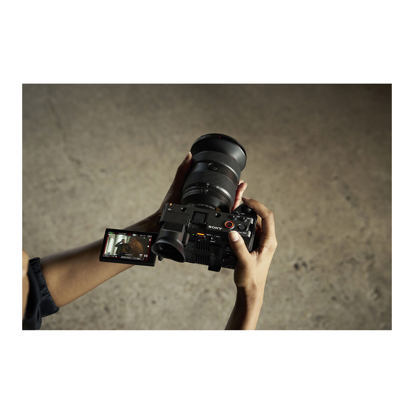 Sony FX2 Digital Cinema Camera with XLR Handle Unit - Image 23