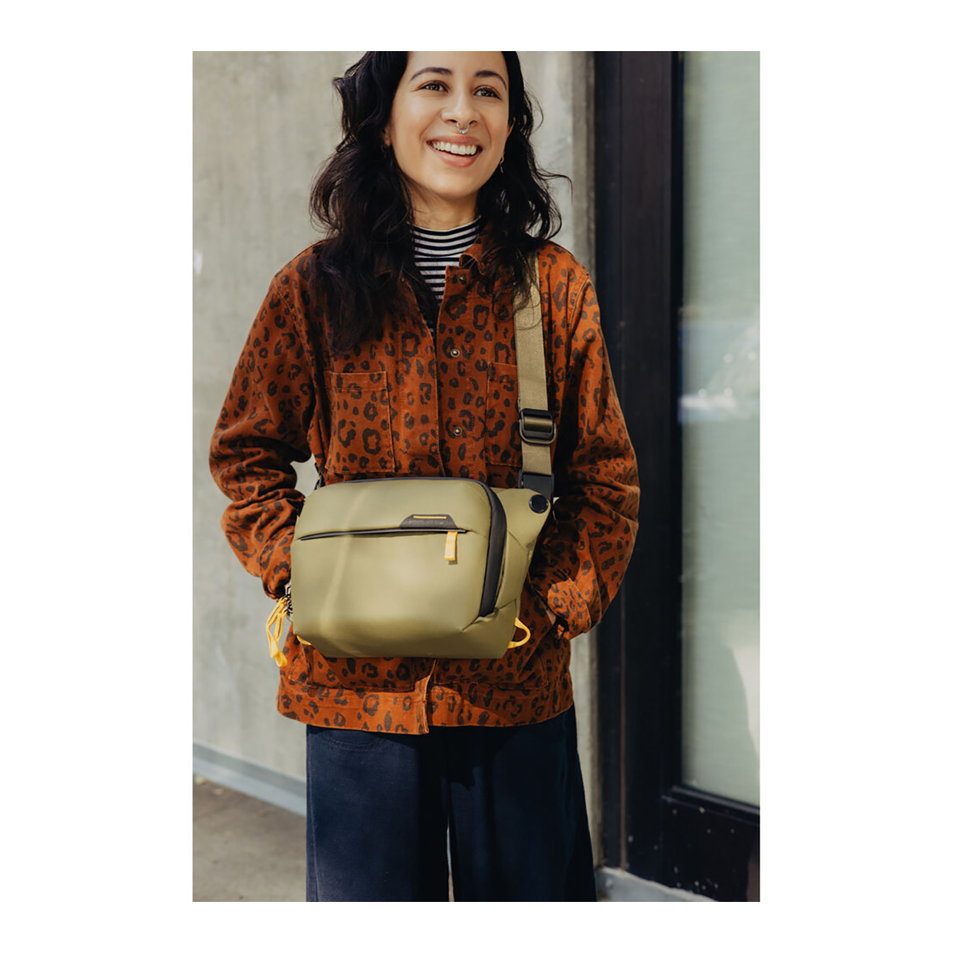 Peak Design Everyday Sling (Kelp, 3L) - Image 7