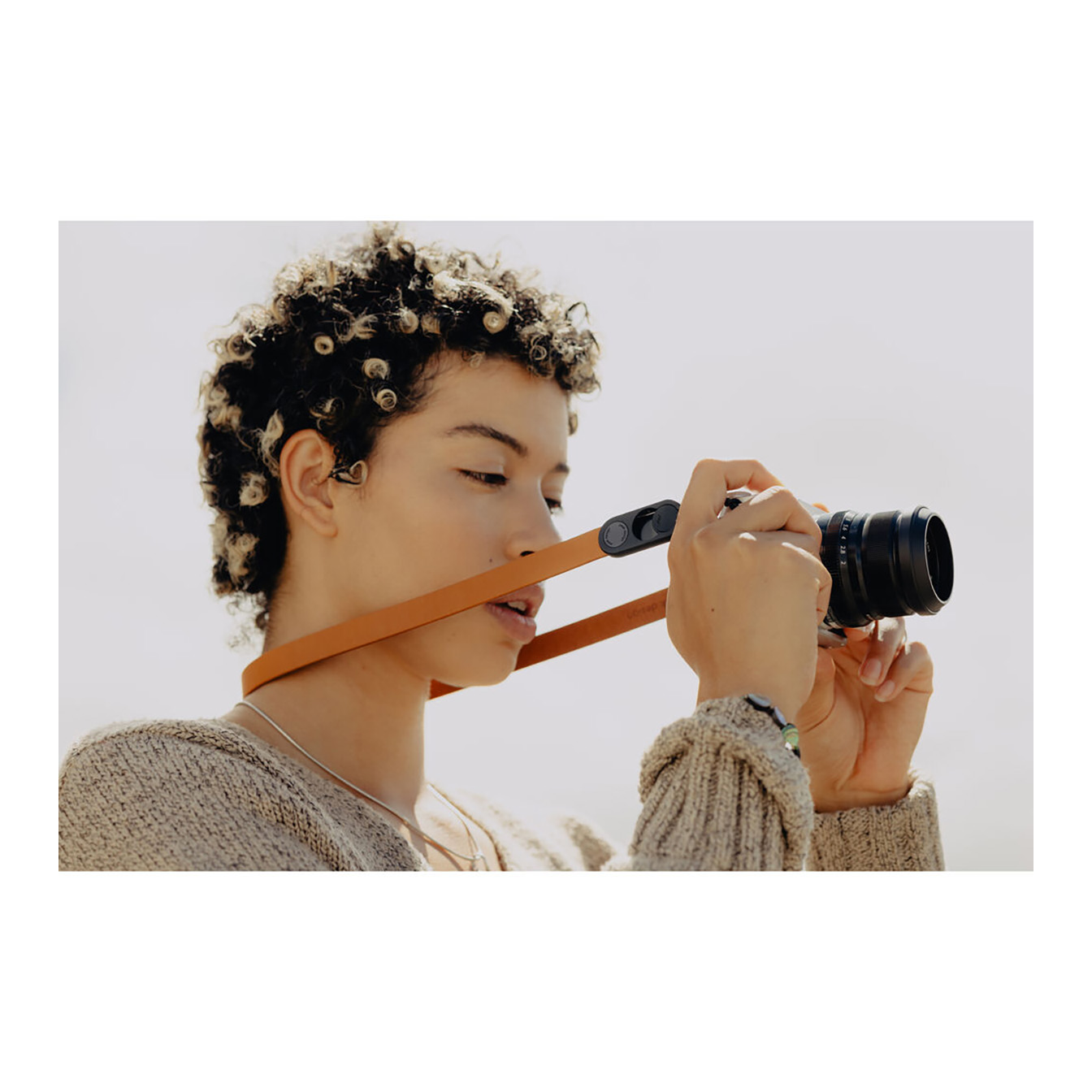 Peak Design Form Leather Camera Strap (Amber, 30.9") - Image 5