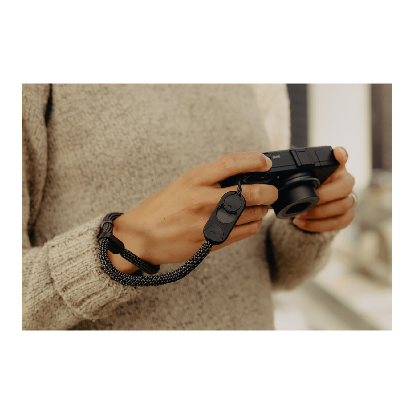 Peak Design Cuff Rope Camera Wrist Strap (Black) - Image 5