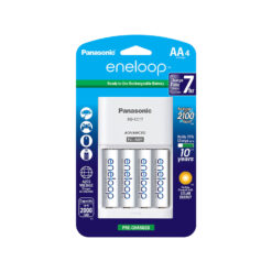 Sanyo Eneloop Rechargeable AA Ni-MH Batteries with Charger