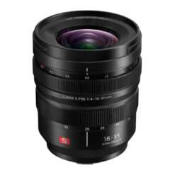 Alternative view of Panasonic Lumix S PRO 16-35mm f/4 Lens