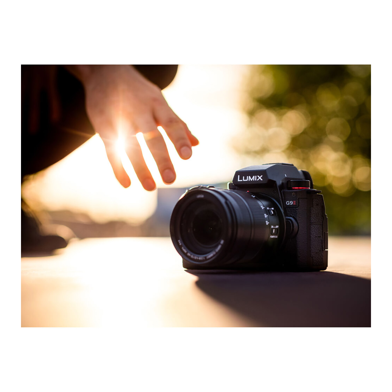 Panasonic Lumix G9 II Mirrorless Camera with 12-60mm f/2.8-4 Lens - Image 9