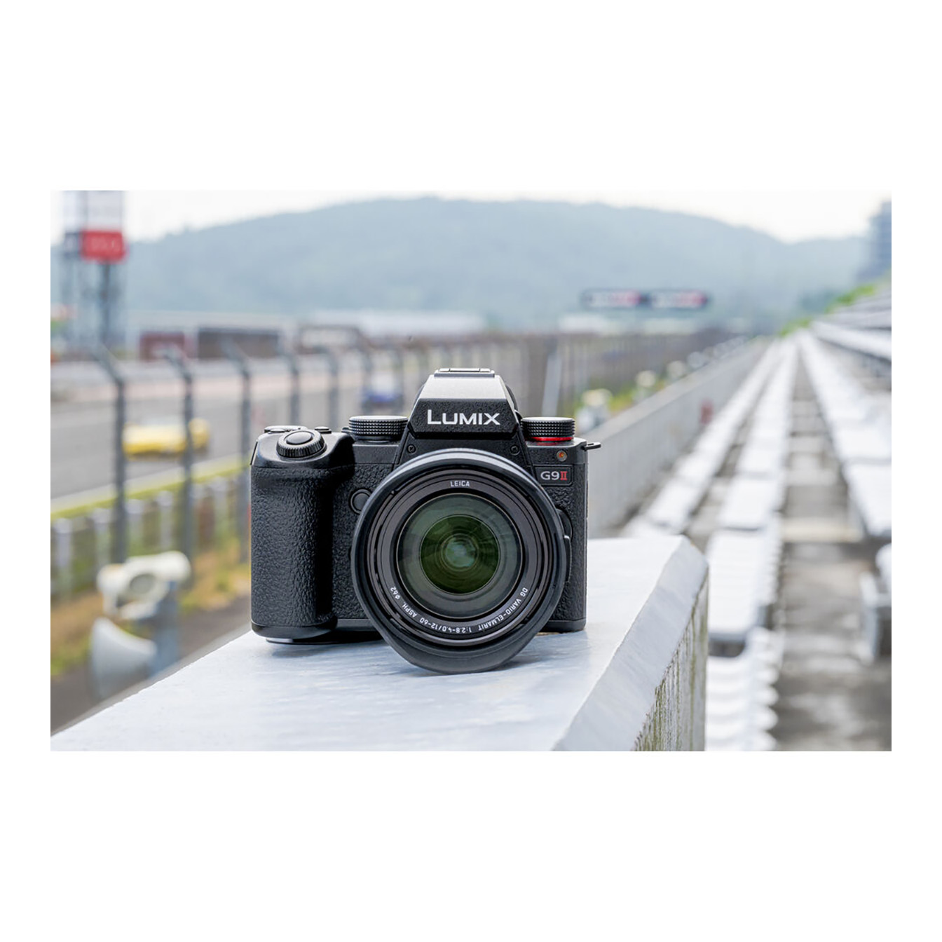 Panasonic Lumix G9 II Mirrorless Camera with 12-60mm f/2.8-4 Lens - Image 12
