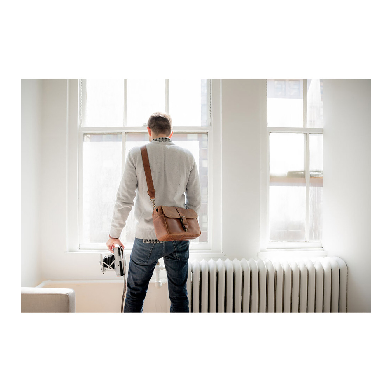 ONA Bowery II Camera Bag (Antique Cognac Leather) - Image 8