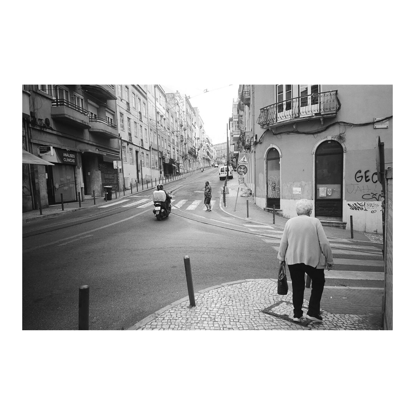 Kodak Snapic A1 35mm Film Camera (Ivory White) - Image 15