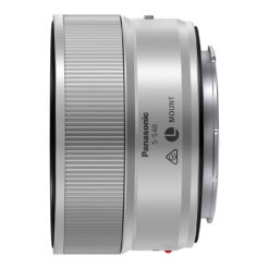 Alternative view of Panasonic LUMIX S 40mm f/2 Lens (Silver)