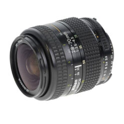 Nikon 28-70mm f/3.5-4.5D Lens