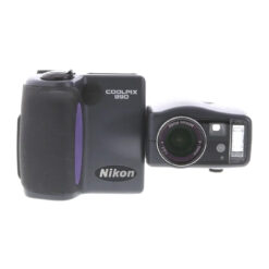 Nikon Coolpix 990 Digital Camera (Black) (AS-IS)