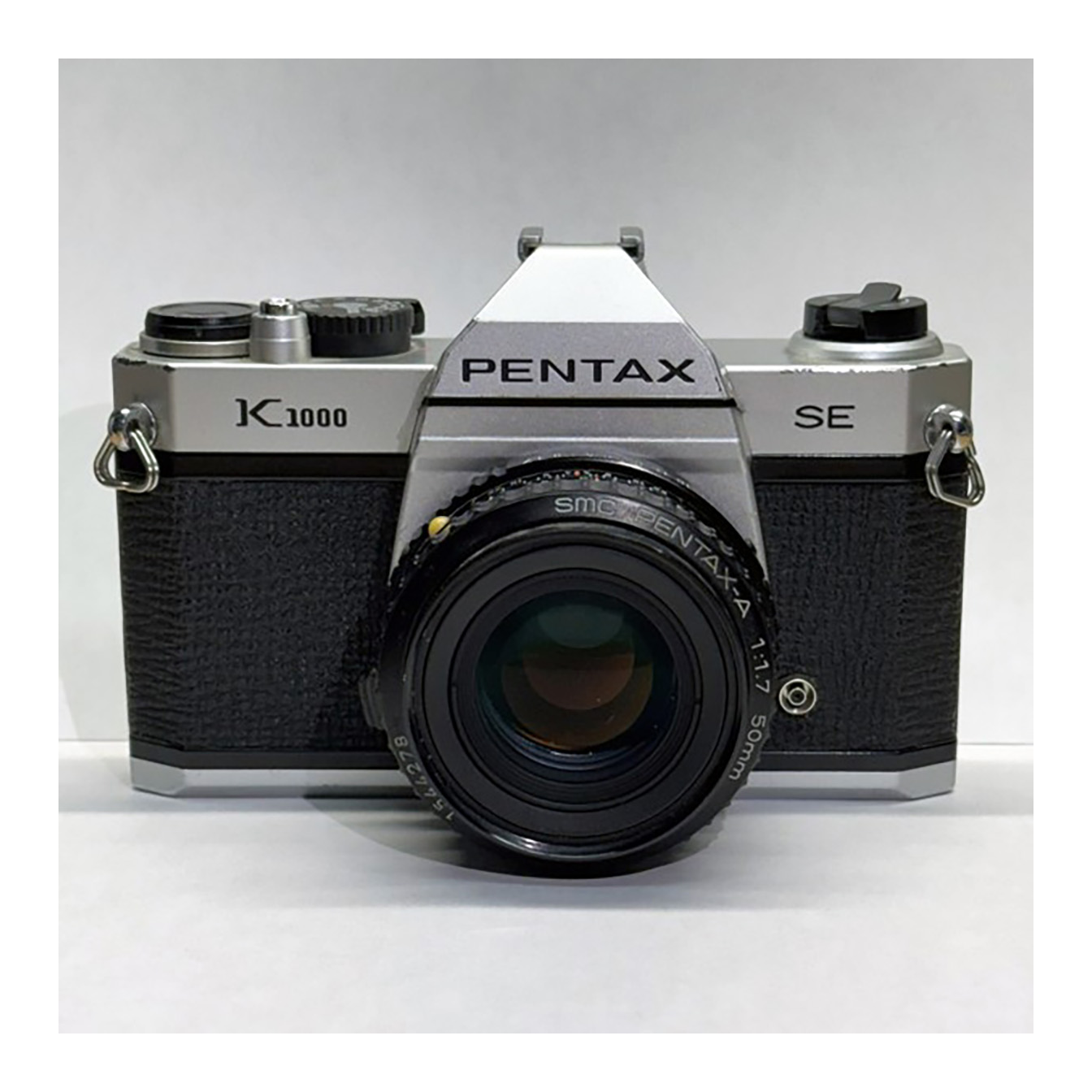 Pentax K1000 SE 35mm Film Camera with 50mm 1.7 Lens