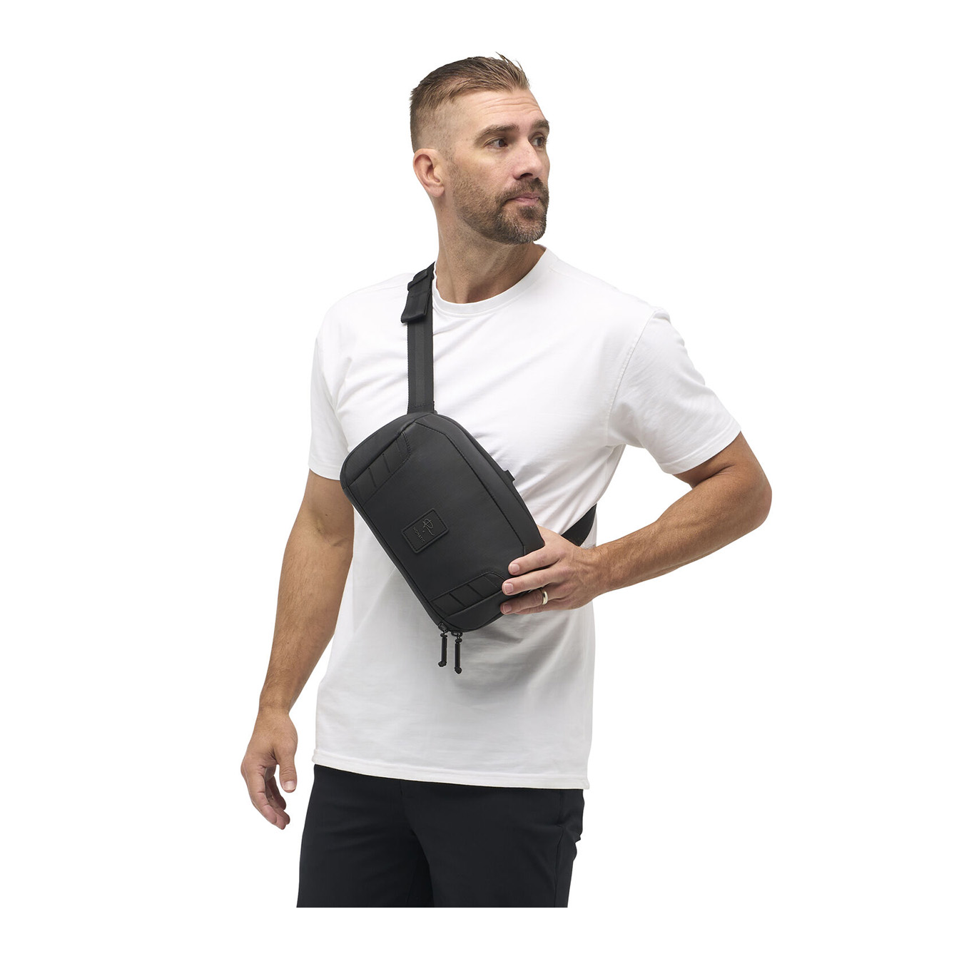 Nomatic McKinnon Camera Sling (Black, 5L) - Image 15