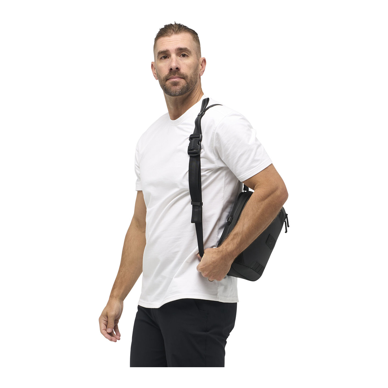 Nomatic McKinnon Camera Sling (Black, 5L) - Image 17