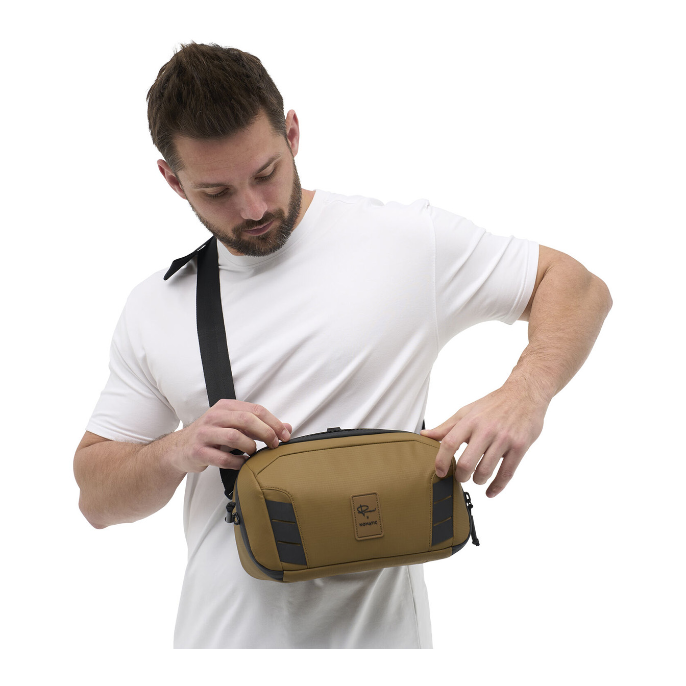Nomatic McKinnon Camera Sling (Coyote, 5L) - Image 12