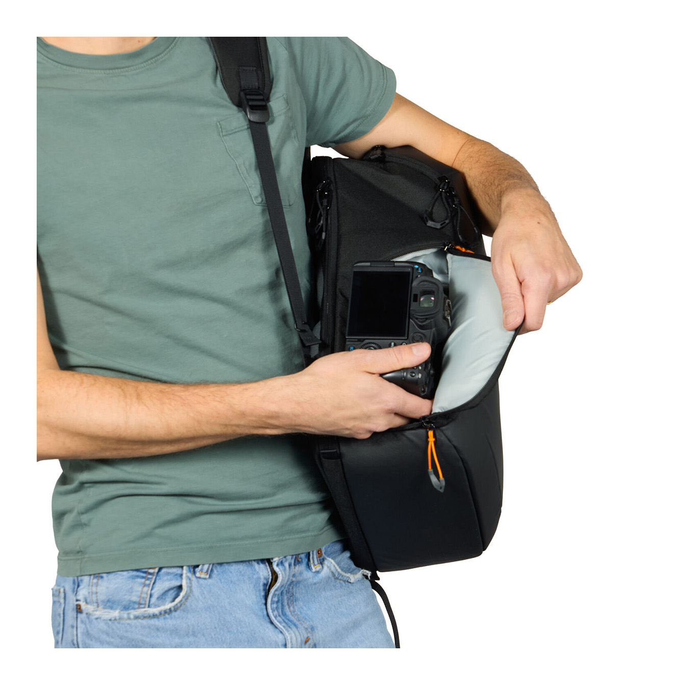 Lowepro FastPack BP 150 AW IV (16L, Black) - Image 12
