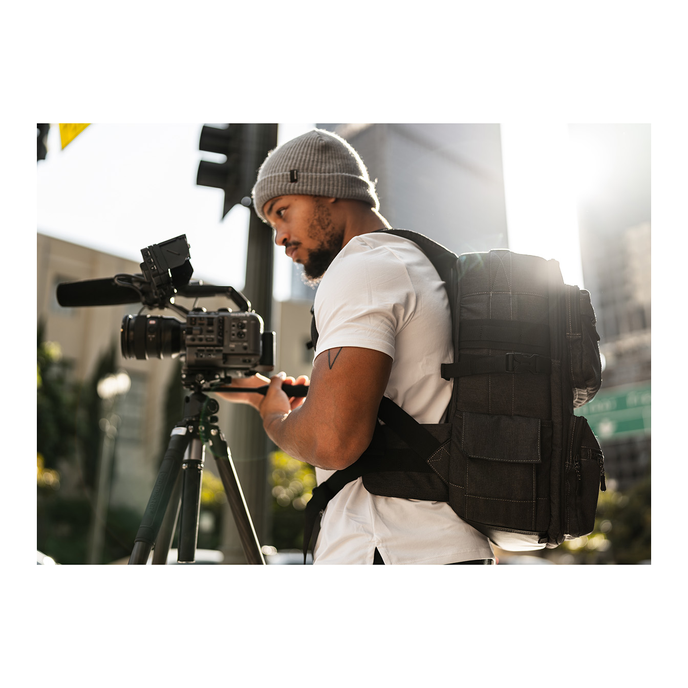 ProMaster Cityscape 2.0 Large Backpack (15 L) - Image 12
