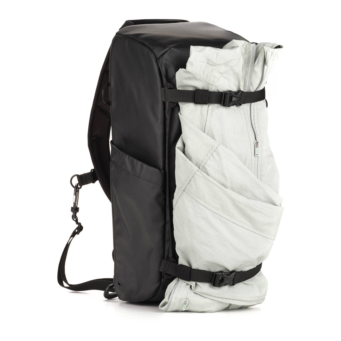 Tenba Solstice V2 Sling Bag (Black, 16L) - Image 11
