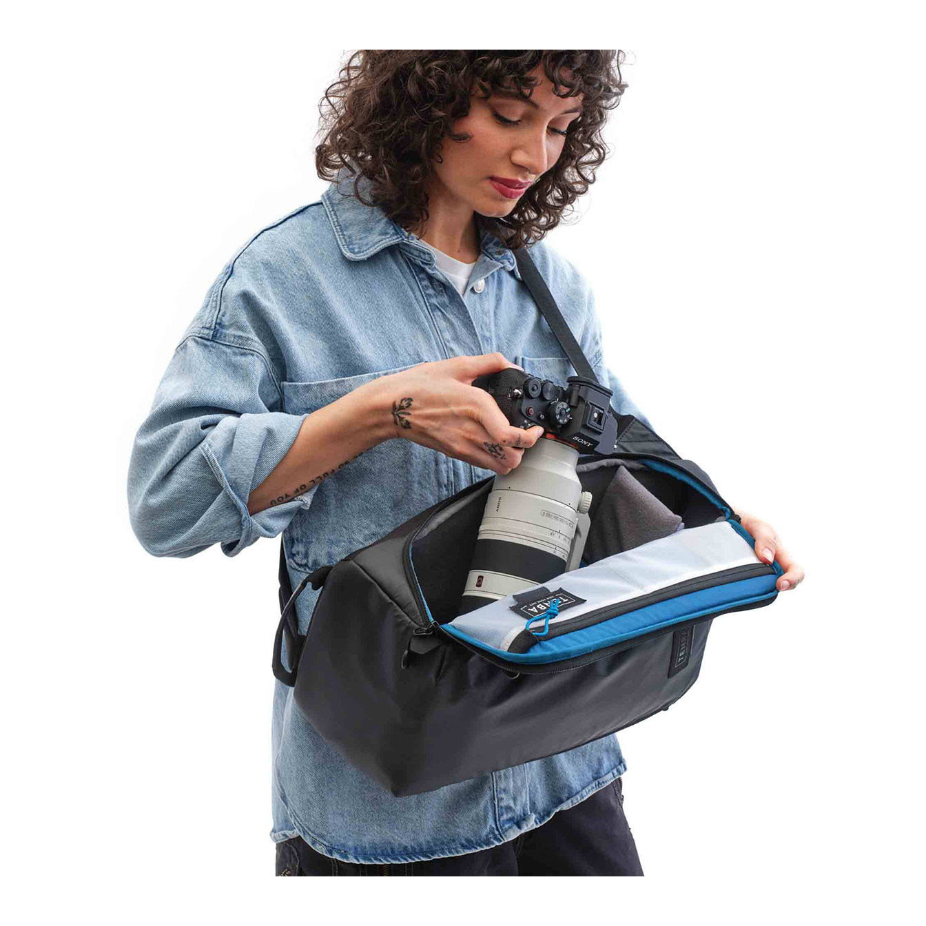 Tenba Solstice V2 Sling Bag (Black, 16L) - Image 19
