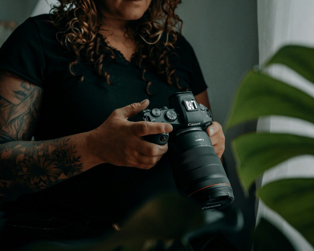 clay banks twaFeHHbFUI unsplash